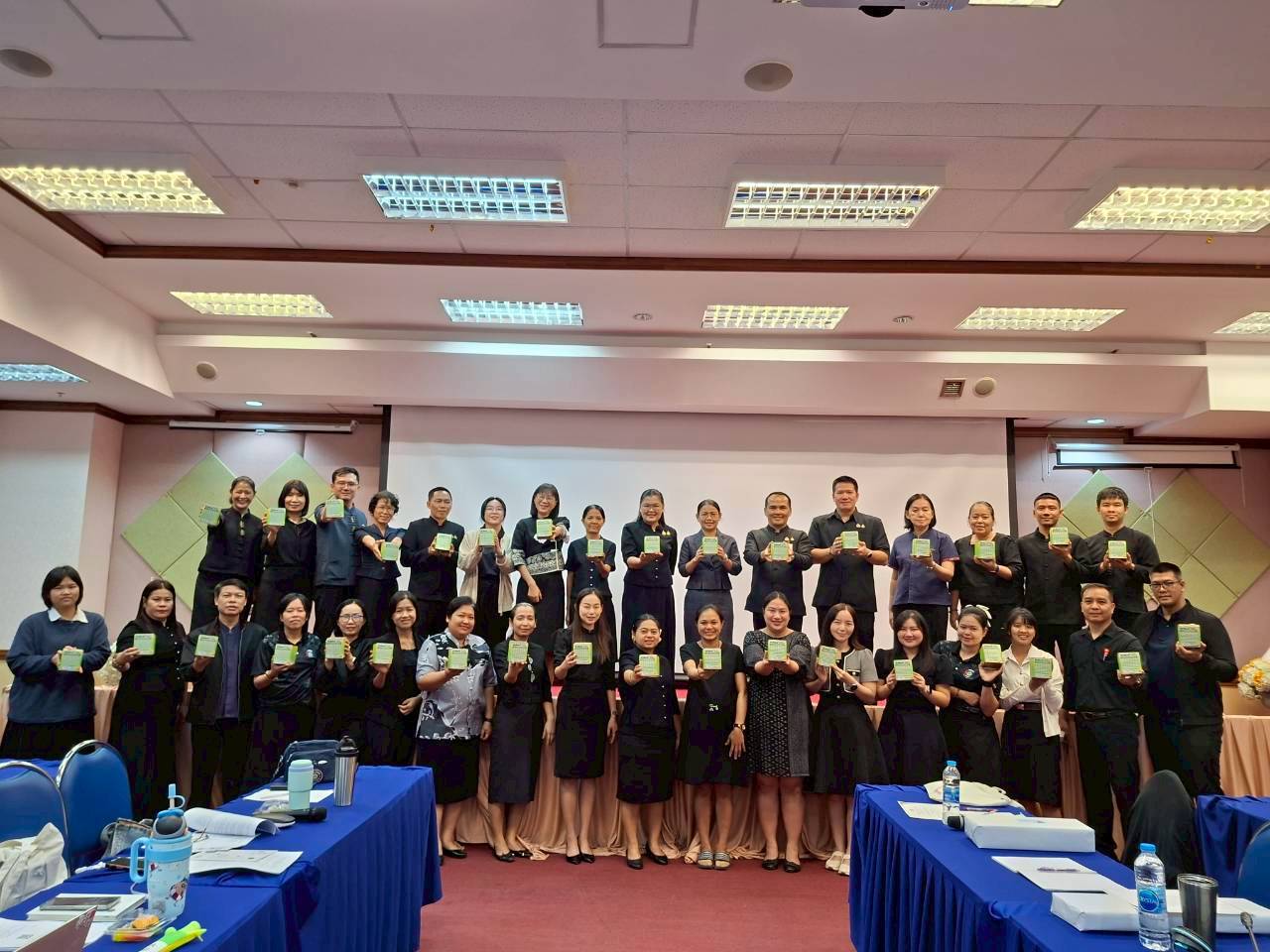 🌺 สทอ. เดินหน้าขับเคลื่อนงานทุนชุมชนขับเคลื่อนเศรษฐกิจฐานรากและนโยบายรัฐบาล “รับมือสถานการณ์พลังงาน”