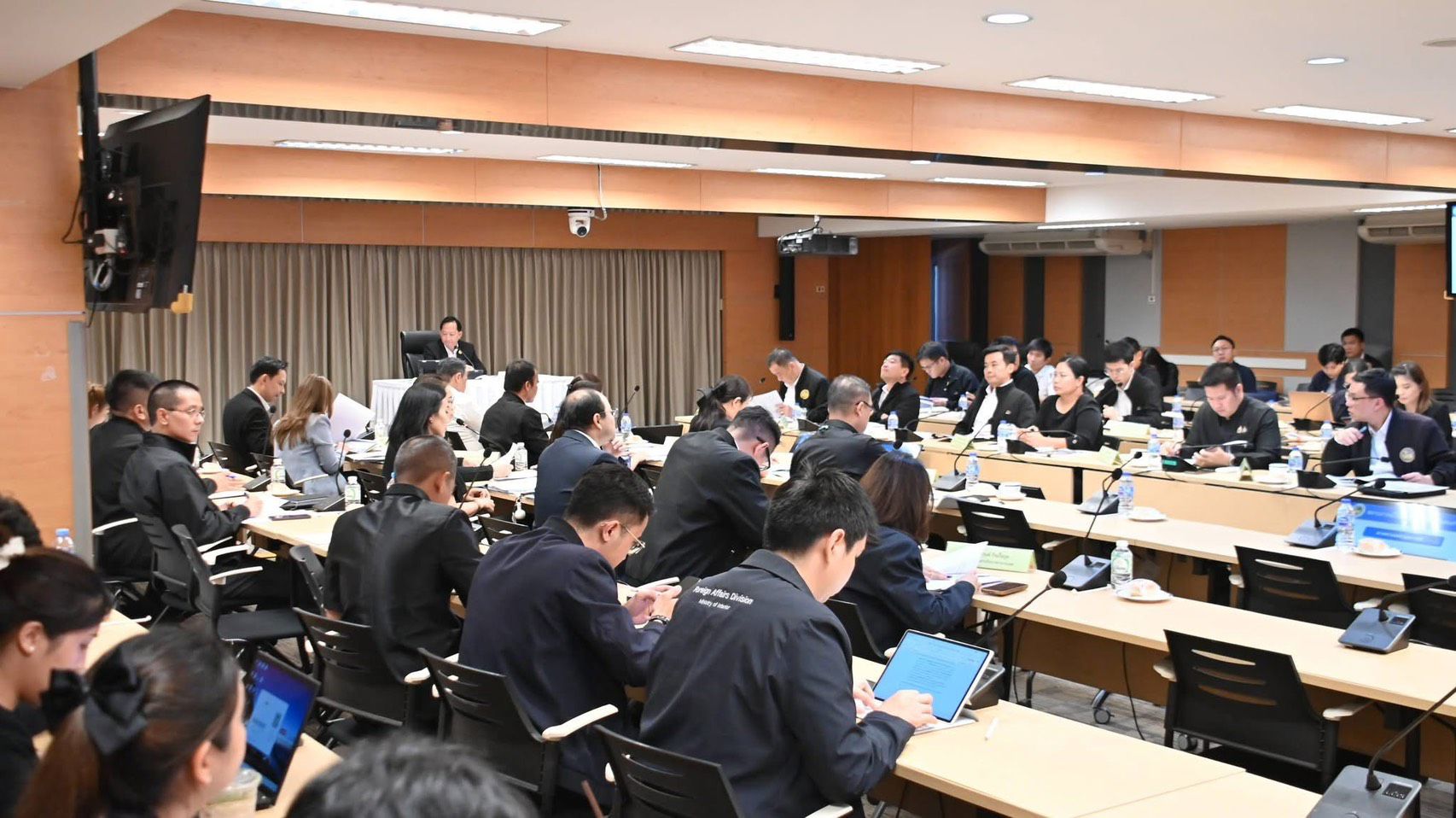  สำนักพัฒนาทุนและองค์กรการเงินชุมชน ร่วมประชุมคณะกรรมการบูรณาการเพื่อขับเคลื่อนภารกิจด้านความมั่นคงภายใน กระทรวงมหาดไทย ครั้งที่ 3/2569
