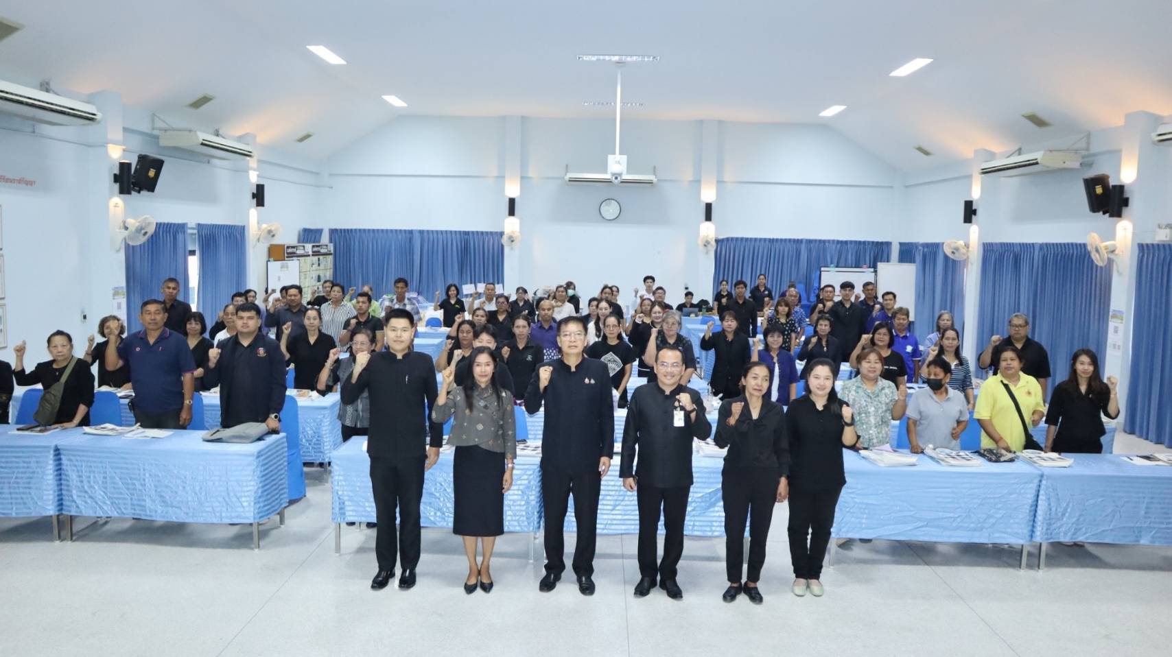 💰 สำนักพัฒนาทุนและองค์กรการเงินชุมชน ประชุมเชิงปฏิบัติการส่งเสริมกิจกรรมเครือข่ายกลุ่มออมทรัพย์เพื่อการผลิต (ระดับภูมิภาค) โดยจัดสรรงบประมาณให้ศูนย์ศึกษาและพัฒนาชุมชนทั้ง 11 แห่ง
