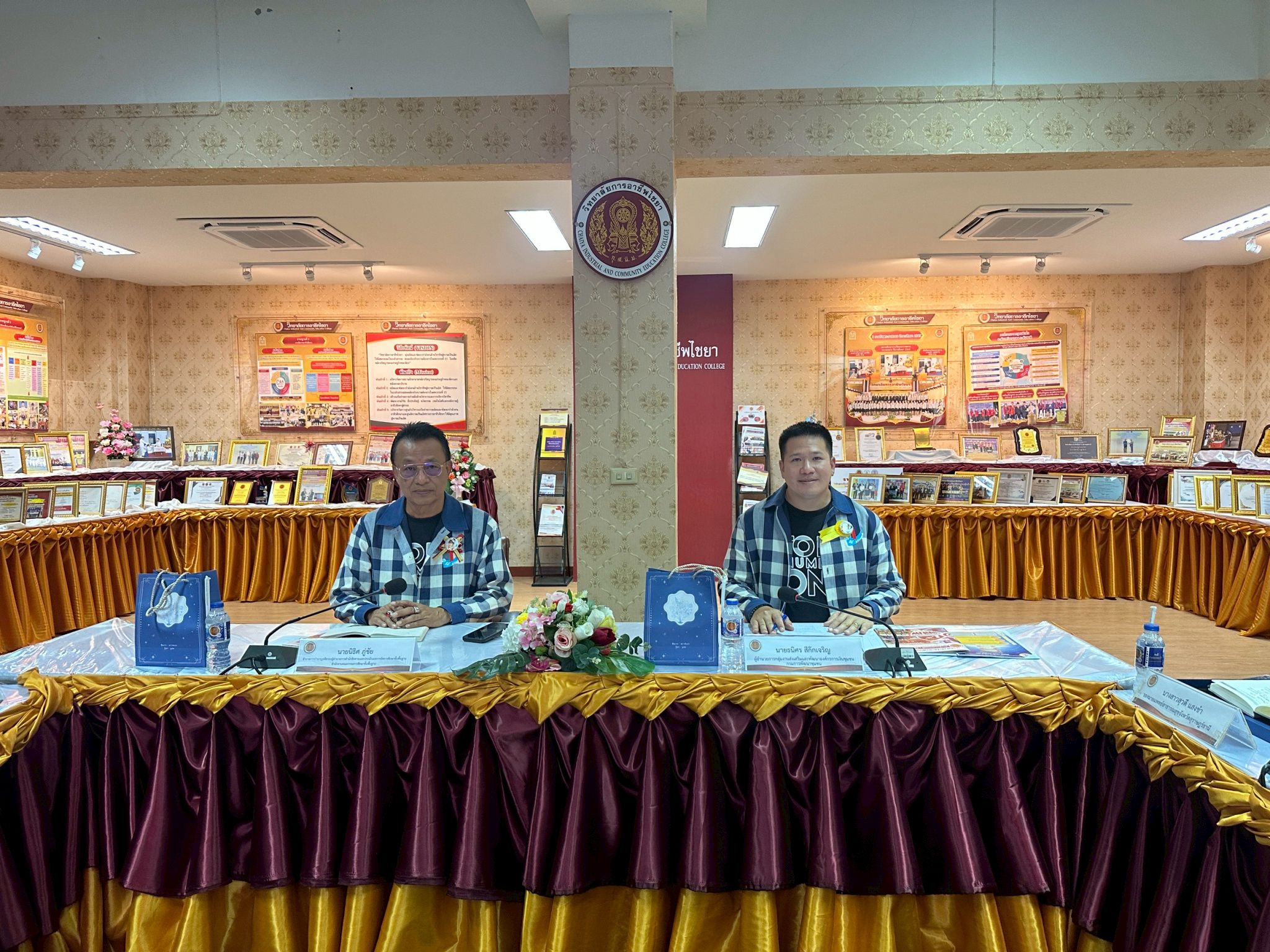 สำนักพัฒนาทุนฯ ร่วมลงพื้นที่เพื่อตรวจเยี่ยมการปฏิบัติงานและเก็บคะแนนการประกวดจังหวัด อำเภอ เขตกรุงเทพมหานคร และชมรม TO BE NUMBER ONE