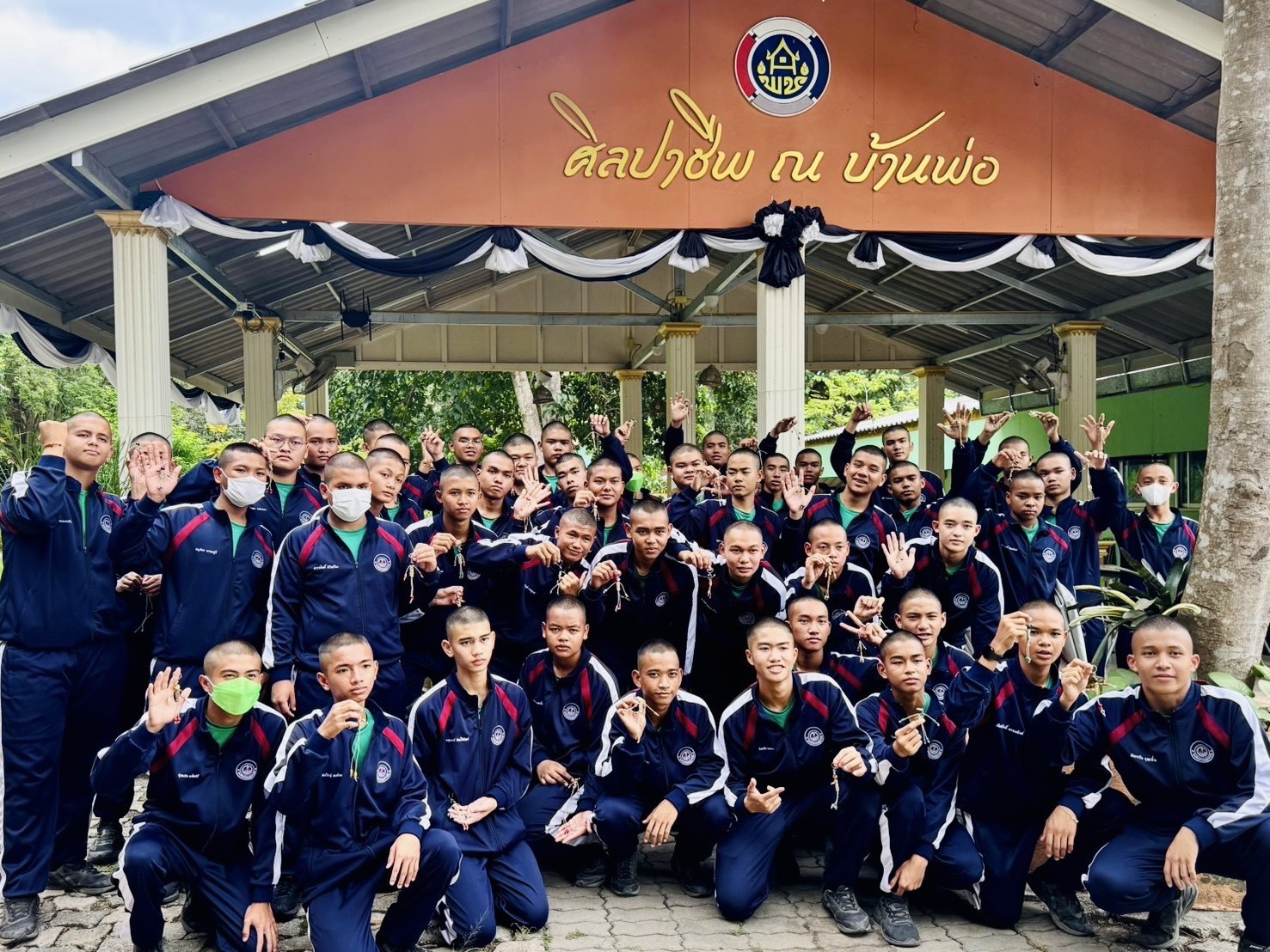 🎯 สำนักพัฒนาทุนและองค์กรการเงินชุมชน โดยส่วนงานพัฒนาชุมชนในศูนย์ศึกษาการพัฒนาเขาหินซ้อนอันเนื่องมาจากพระราชดำริ จังหวัดฉะเชิงเทรา ให้การต้อนรับคณะนักเรียนช่างกรมอู่ทหารเรือ จังหวัดสมุทรปราการ เข้าศึกษาดูงานและทำกิจกรรมในฐานการเรียนรู้งานศิลปาชีพตามแนวพระราชดำริ